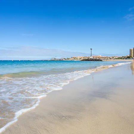 Home2book Americas Escape, Pool & Terrace 아파트