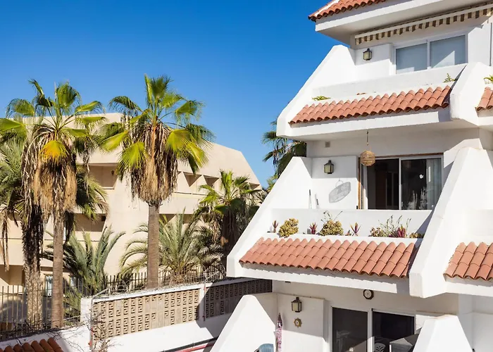 아파트 Home2book Americas Escape, Pool & Terrace 아로나