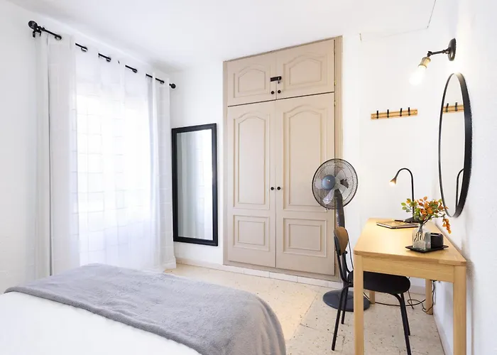 Home2book Americas Escape, Pool & Terrace 아파트 *