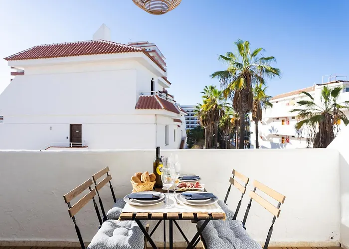 Home2book Americas Escape, Pool & Terrace 아파트 *