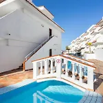Home2book Americas Escape, Pool & Terrace Apartman