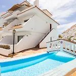 Apartman Home2book Americas Escape, Pool & Terrace